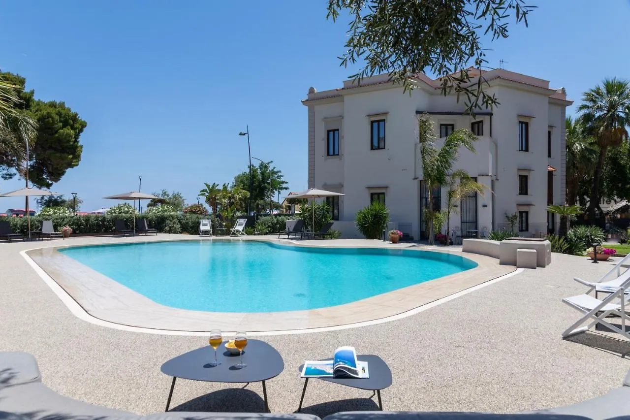 Villa Masetta - Luxury Suites Palermo 4*,  Italië
